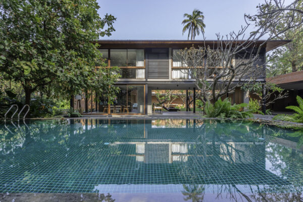 Real Estate Photography by Panavision Films, providing high-quality, professionally captured images that showcase every detail of your property to attract potential buyers.